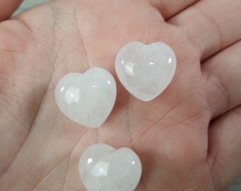 Snow Quartz Puffy 15 mm Heart  K209