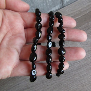 Black Tourmaline Stretchy String Oval Bracelet G168