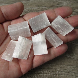 Selenite 1 inch approx Raw TV Stone SL18