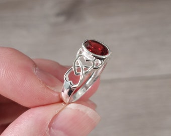 Garnet Ring Sterling Silver 925 Double Heart Band