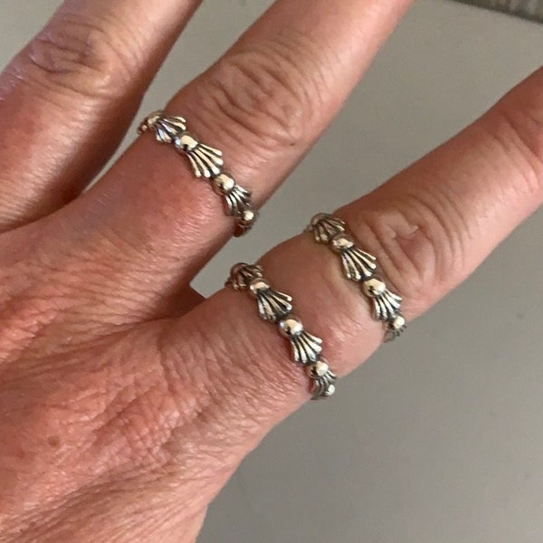 Sterling Silver Seashell Ring Z70