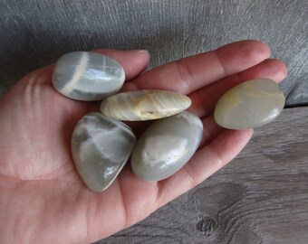 Silver Sheen Moonstone Tumbled Stone 1 inch + Crystal