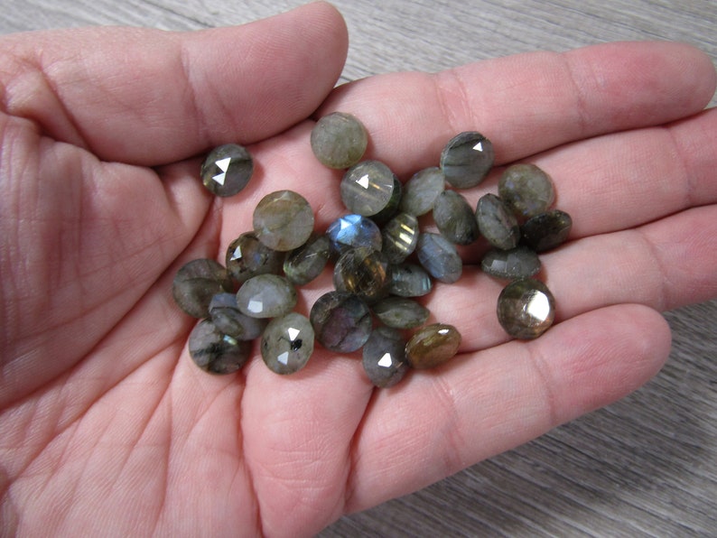 Labradorite Small Faceted Round 8 mm Crystal J141 image 3