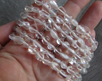 Clear Quartz Stretchy String Oval Bracelet G32