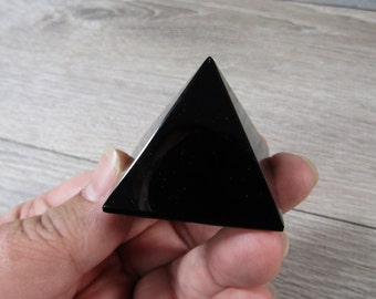Obsidian Pyramid 40 mm Shaped Stone