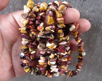 Mookaite Jasper Bracelet Beaded Chips on Stretchy String