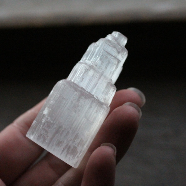 Selenite Small Skyscraper 2.5 inch Tower SL3