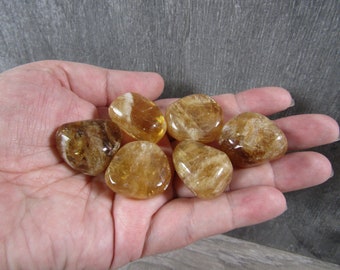 Honey Calcite Tumbled Stone 3/4 inch + T524