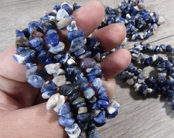 Sodalite Bracelet on Stretch String With Crystal Chips