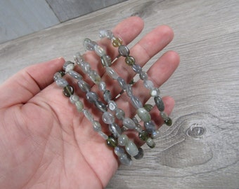 Labradorite Stretchy String Oval Bracelet G252