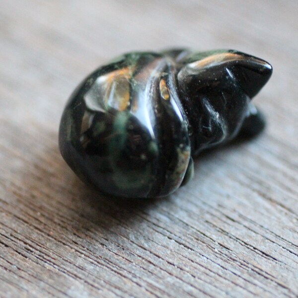 Kambaba Jasper Stone Sleeping Cat Figurine F304