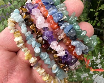 Gemstone Chip Stretchy String Bracelets 6 1/2" to 7" Round