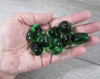 Green Obsidian 1 inch + Tumbled Stone T529