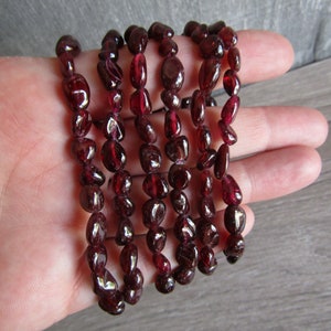 Garnet Stretchy String Oval Bracelet G48 image 8