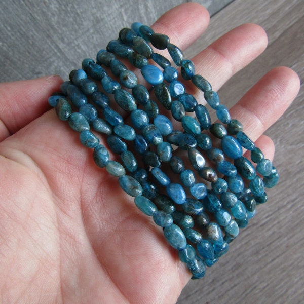 Blue Apatite Bracelet Stretchy String Style with Oval Beads