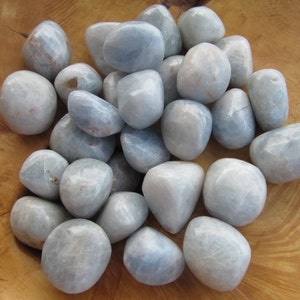 Blue Calcite Tumbled Stone 0.5 inch + Crystal