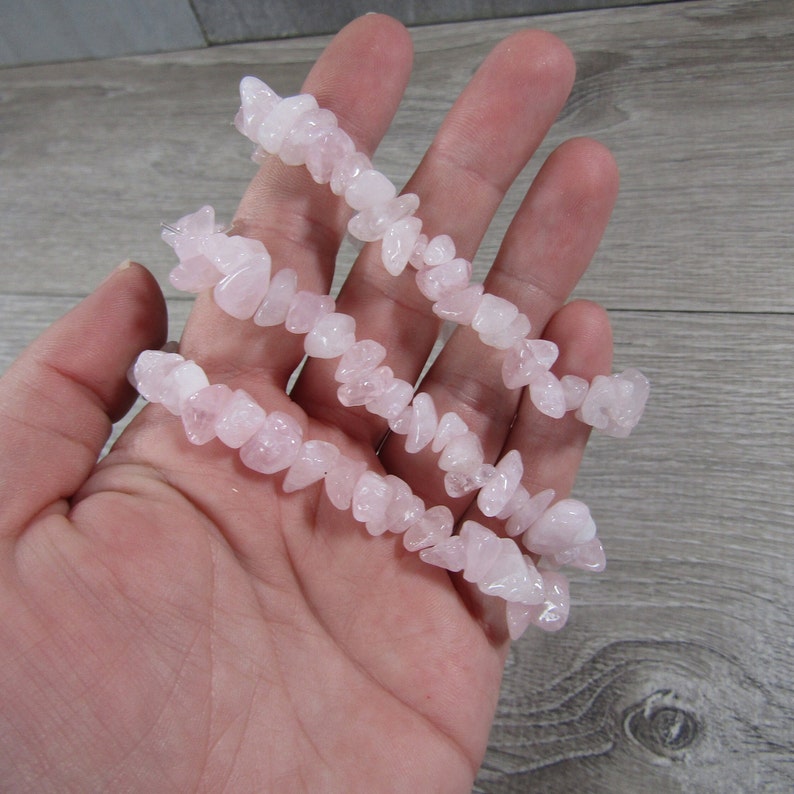 Rose Quartz Chip Stretchy String Bracelet G147 image 2