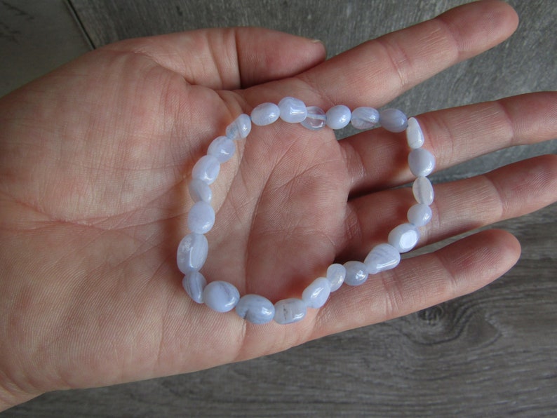 Blue Lace Agate Stretchy String Oval Bracelet G33 image 2