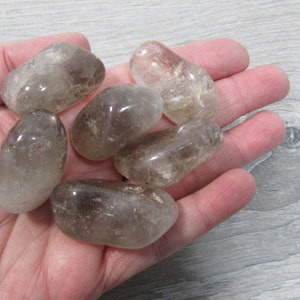 Smoky Quartz 3/4 inch Tumbled Stone T149 image 7