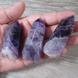 Amethyst 2 inch Obelisk M302 image 1