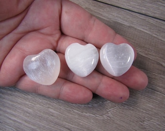 Selenite 25 mm Heart K201