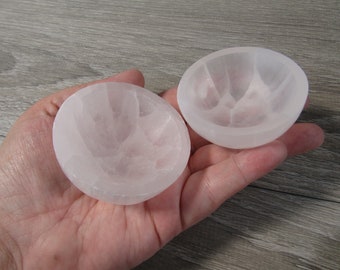 Selenite Shaped Round 2.5" +/- Bowl SL49