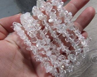 Clear Quartz Chip Stretchy String Bracelet G145