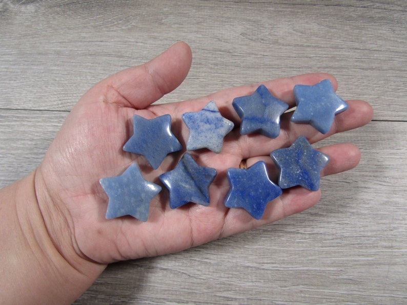 Blue Quartz Star 26 mm Shaped Stone immagine 1