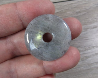 Labradorite 30 mm Pi Stone J220
