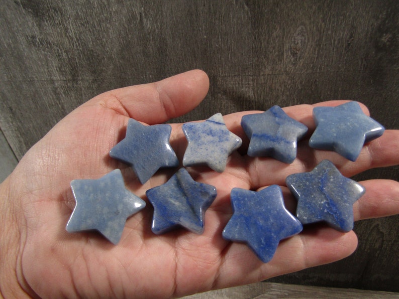 Blue Quartz Star 26 mm Shaped Stone immagine 3