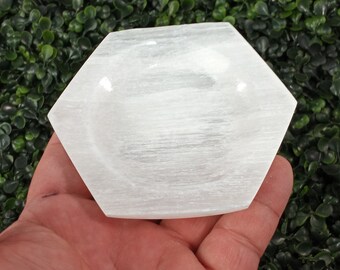 Selenite 3.5 inch Hexagon Plate, Bowl SL55