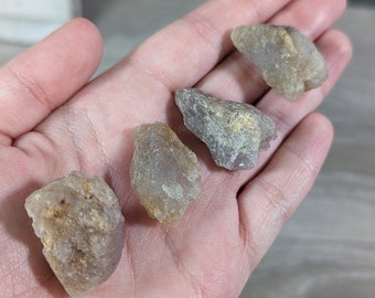 Scapolite Raw Stone UV Reactive Crystal Chunk X137