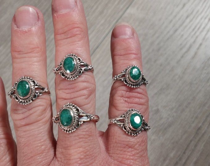 Featured listing image: Emerald Ring Sterling Silver 925 Dainty Vintage