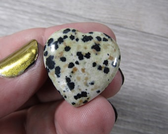 Dalmatian Jasper Flat 25 mm Heart K123
