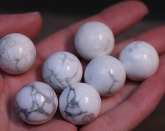 Howlite 20 mm Stone Sphere S15