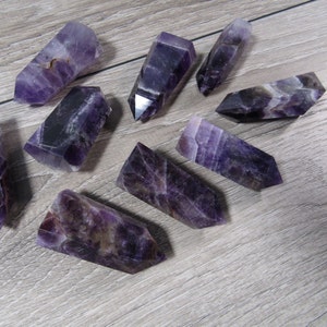 Amethyst 2 inch Obelisk M302 image 9