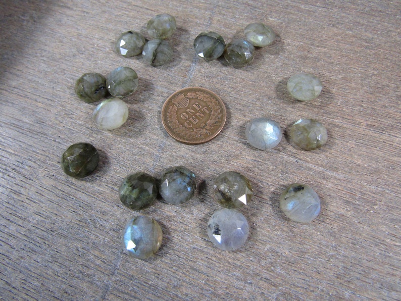 Labradorite Small Faceted Round 8 mm Crystal J141 image 5