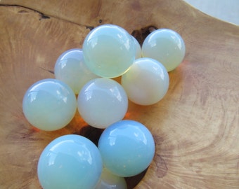 Opalite 20 mm Sphere S32