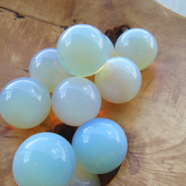 Opalite 20 mm Sphere S32