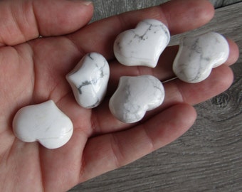 Howlite Heart Puffy Shaped 25 mm Crystal