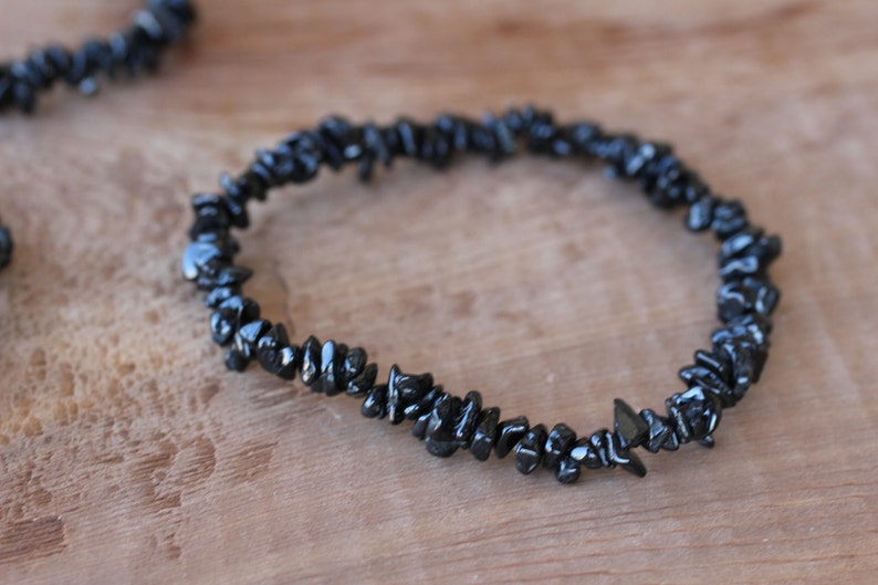 Black Tourmaline Stretchy String Chip Bracelet G134 | Etsy