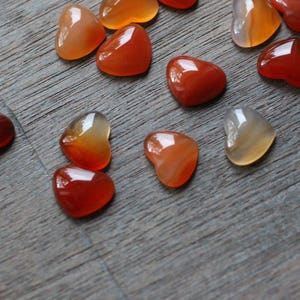 SET of 10 Carnelian Small 17 mm Heart Stone with Flat Back K349