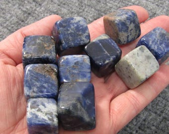 Sodalite 0.75 inch + Tumbled Stone T150