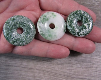 China Jade Pi Stone Donut 30 mm Crystal