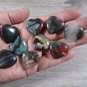 African Bloodstone Flat 25 mm Heart K105