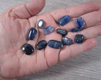Blue Kyanite 1/2 inch + Tumbled Stone T418