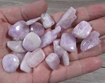 Kunzite Tumbled Stone 0.5 inch + Crystal