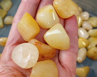 Golden Quartz 0.75 inch + Tumbled Stone T106