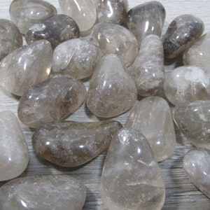 Smoky Quartz 3/4 inch Tumbled Stone T149 image 5