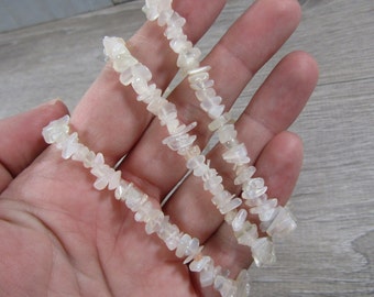White Moonstone Stretchy String Bracelet 097